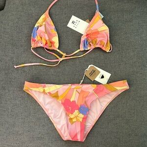 Billabong floral bikini
